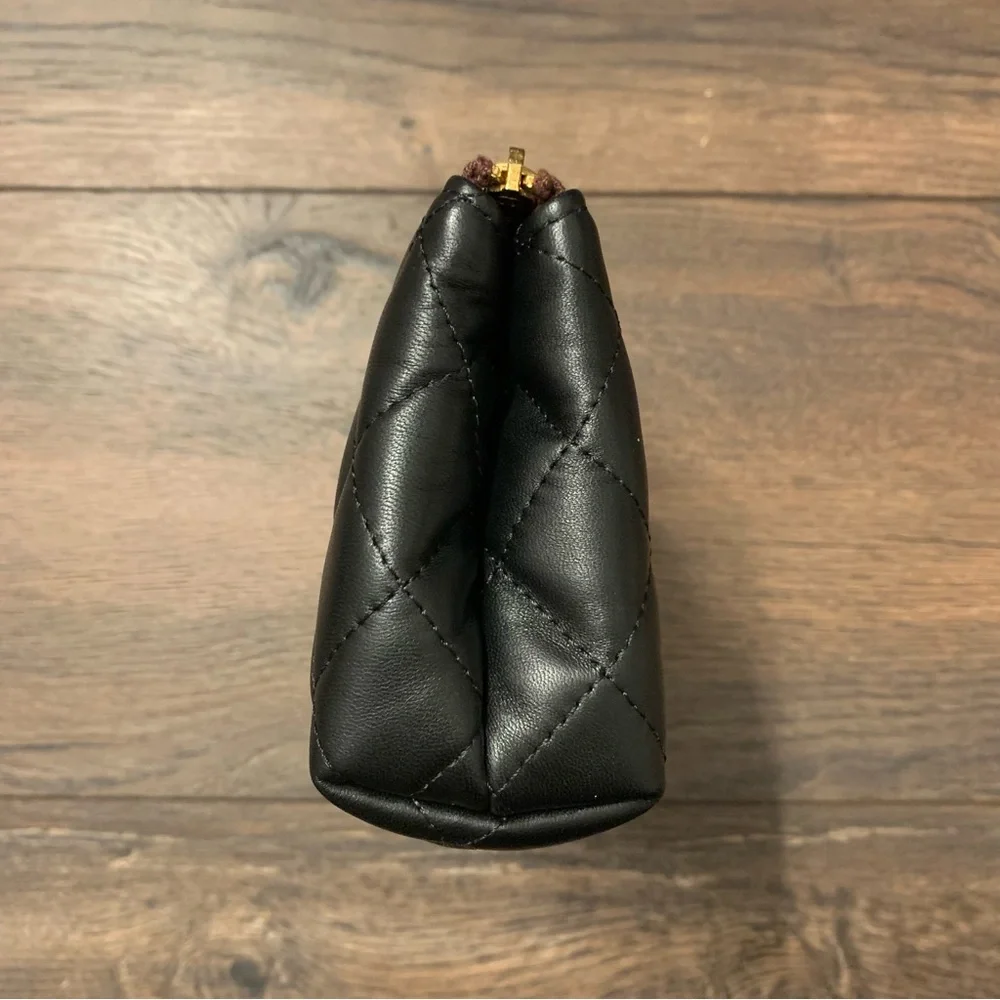 ❌SOLD❌ Chanel Black Quilted Lambskin Leather Classic Small CC Cosmetic Pouch Bag - Picture 7 of 16